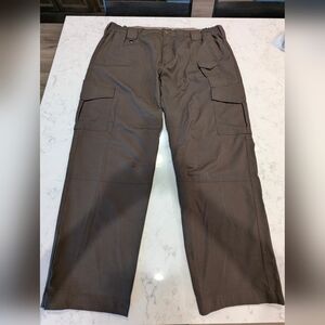 Men's Durable Cargo Pants in Brown